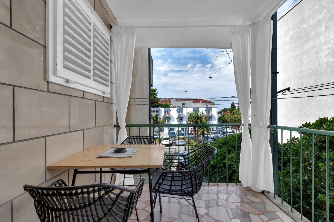 Casa Galleria Rica Makarska Extérieur photo